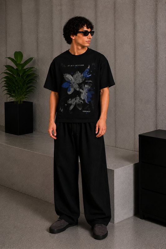 Glow Tee Black