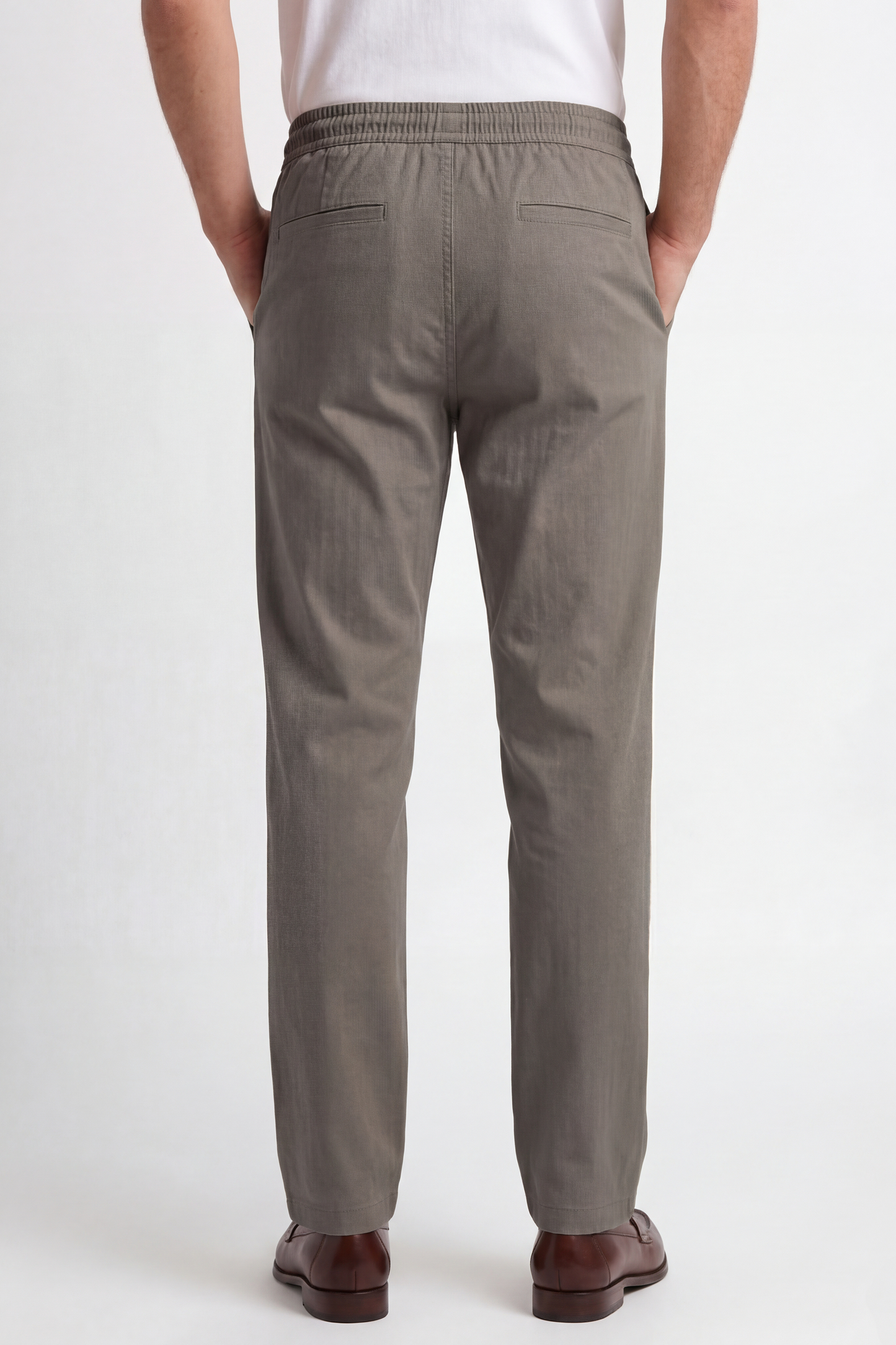 Cool Bee Linen Travel Pants Sea Grey for Men - Sea Grey Linen Travel Pants Lightweight India - Lifestyle View
