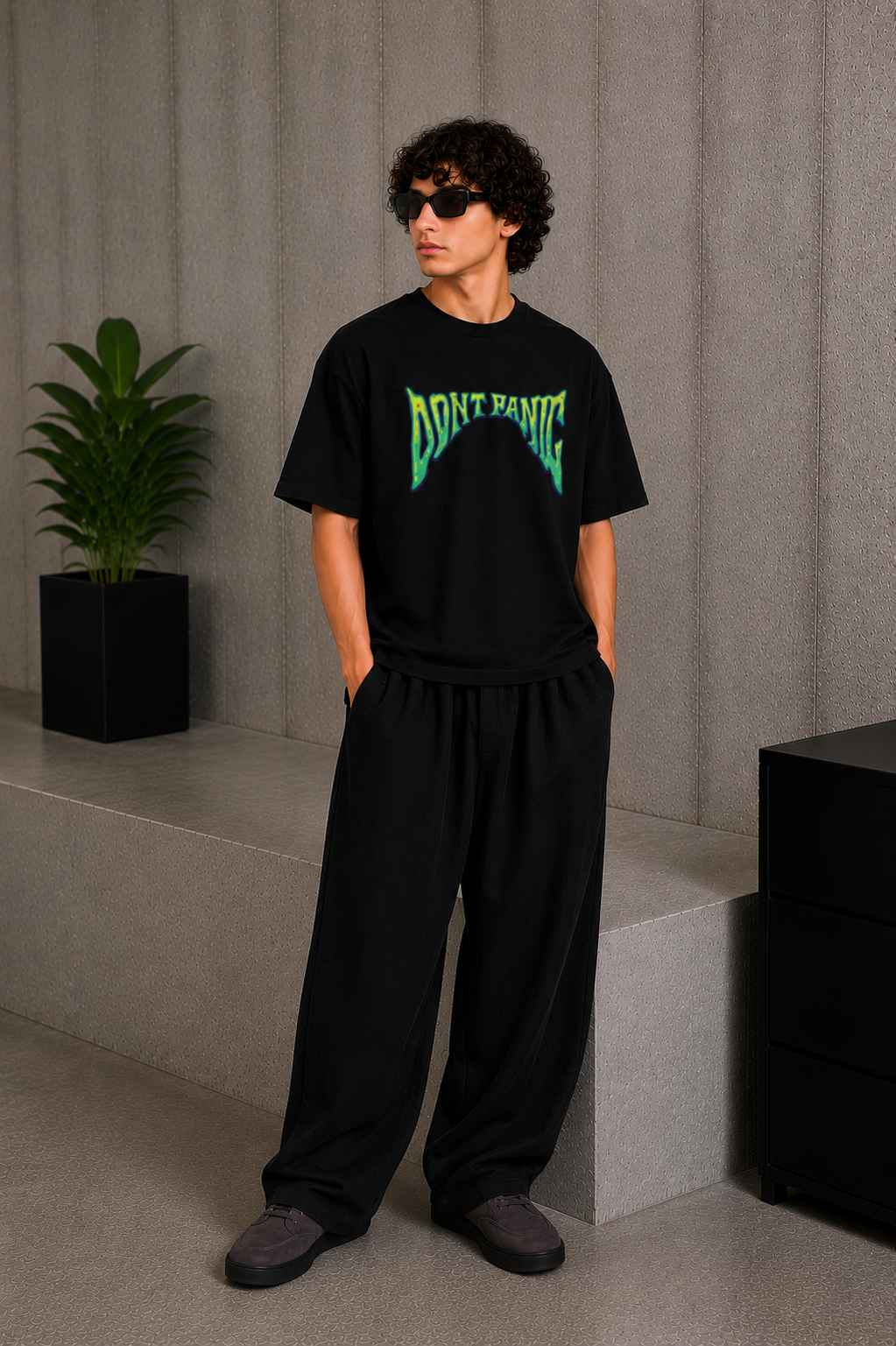 Don't Panic Tee Black