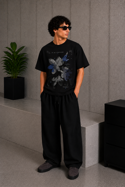 Glow Tee Black