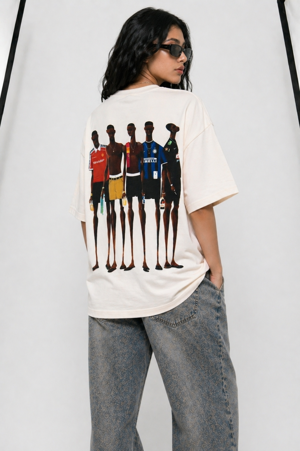 Cool Bee Matchday Abstract Tee White for Women - White Oversized Graphic Tee Streetwear India