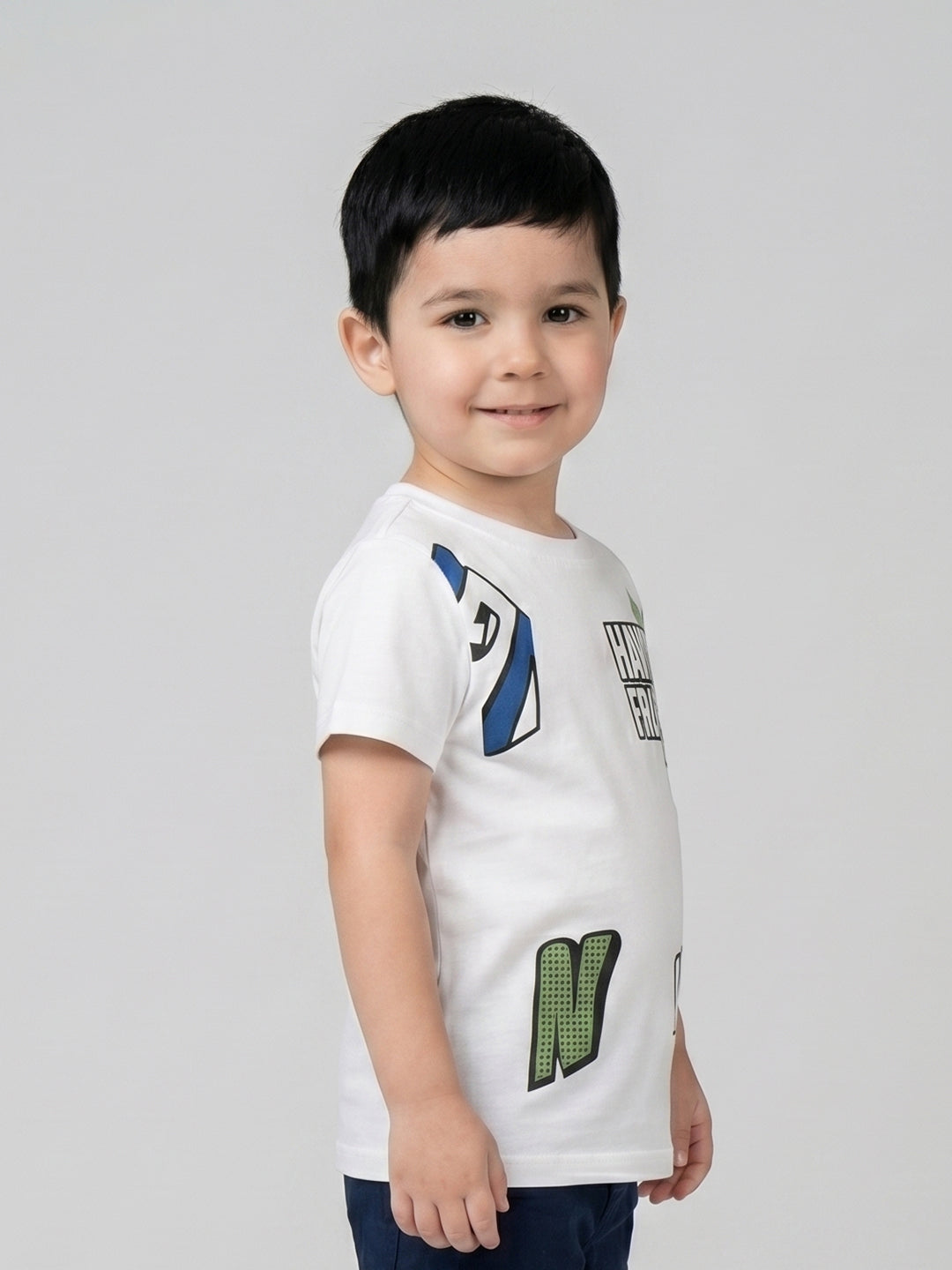 Coolbee Store Kids Boys T-Shirt - White (CSKT218) – close-up fabric detail