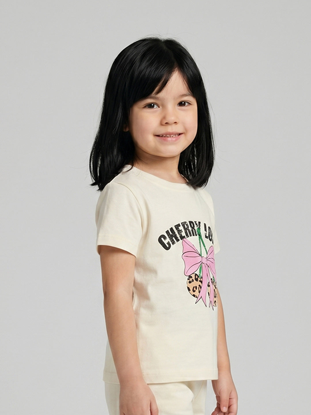Coolbee Store Kids Girls T-Shirt - Offwhite (CSKT208) – close-up fabric detail