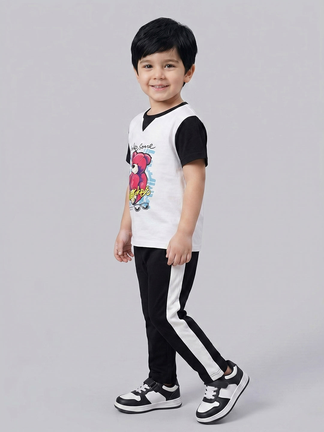 Coolbee Store Kids Boys Clothing Set - Black & White (KBSSTREG3) – close-up fabric detail