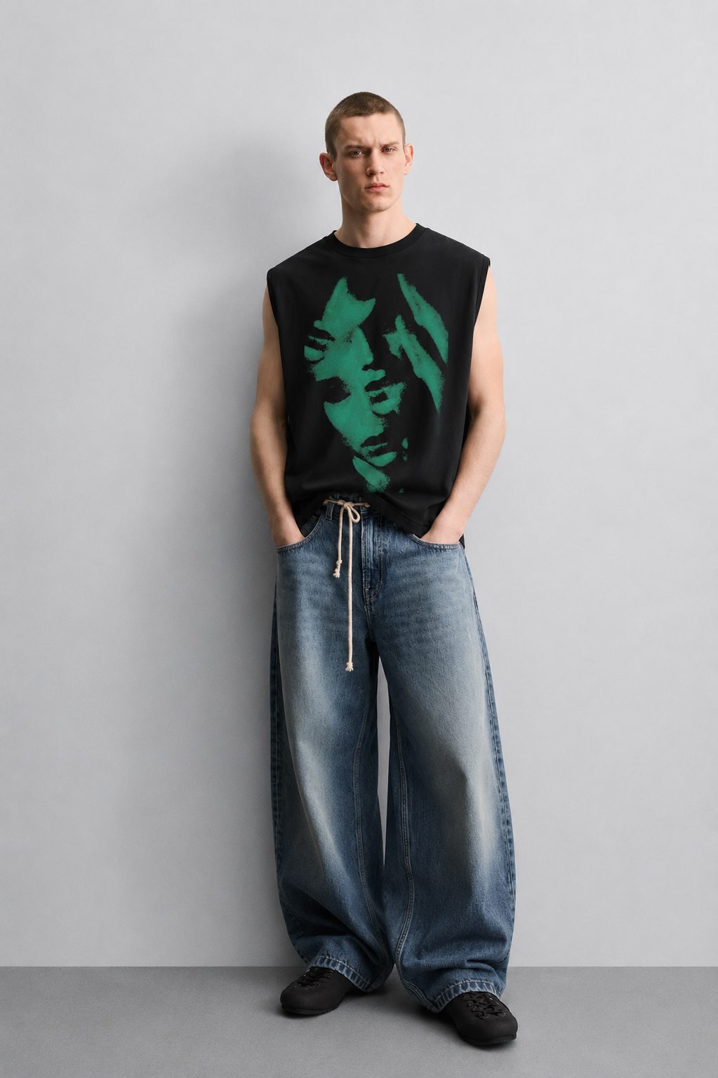 Street Sakura Black Tank