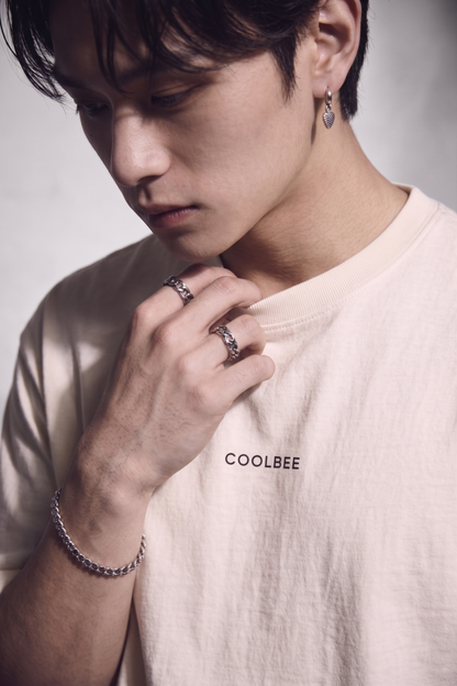 Cool Bee Lost in Thought Tee White for Men - White Oversized Graphic Tee Streetwear India - Detail View
