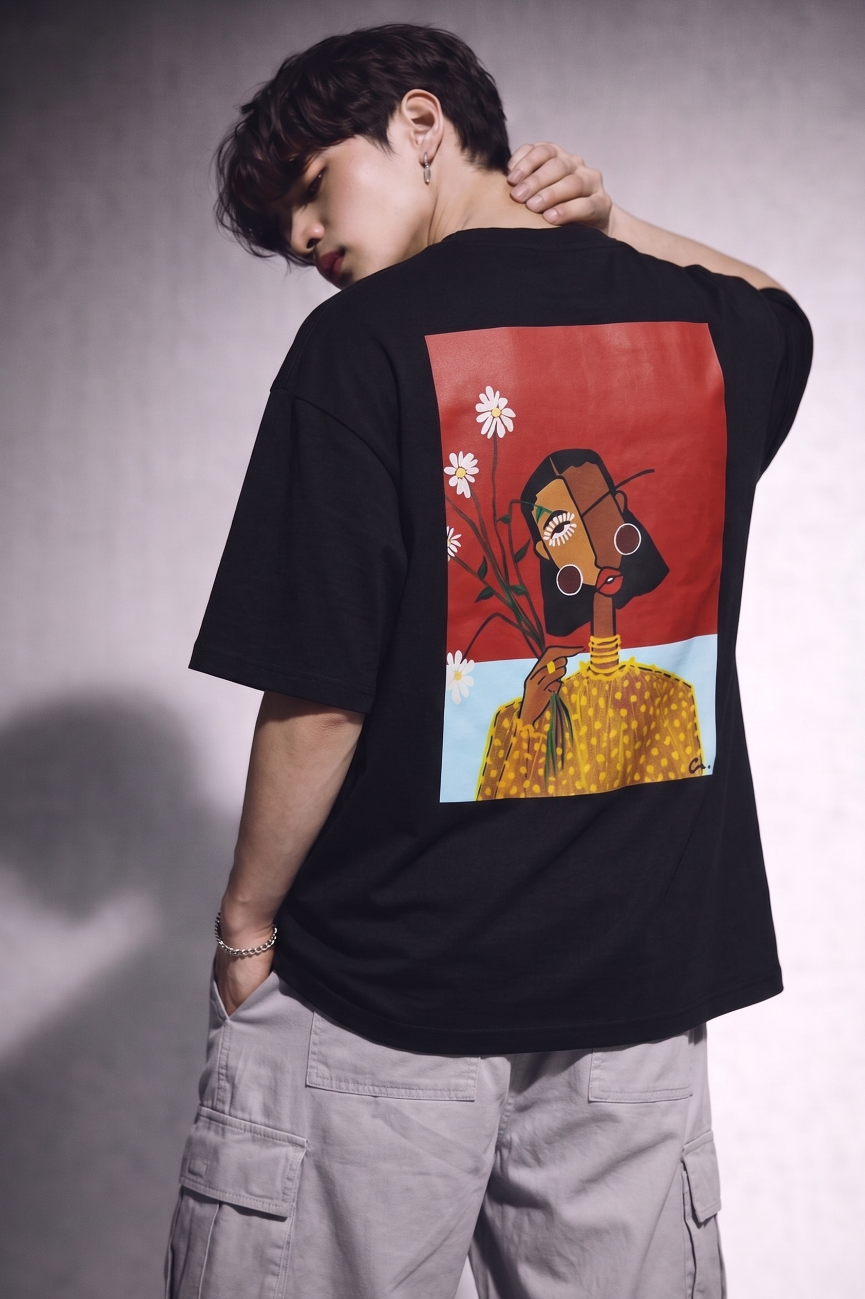Cool Bee Cubist Bloom Oversize Tee Black for Men - Black Oversized Graphic Tee Streetwear India