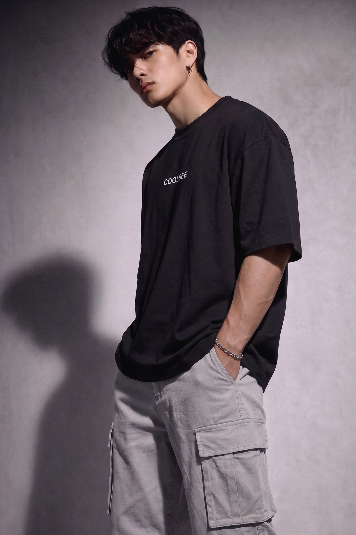 Cool Bee Cubist Bloom Oversize Tee Black for Men - Black Oversized Graphic Tee Streetwear India - Lifestyle View