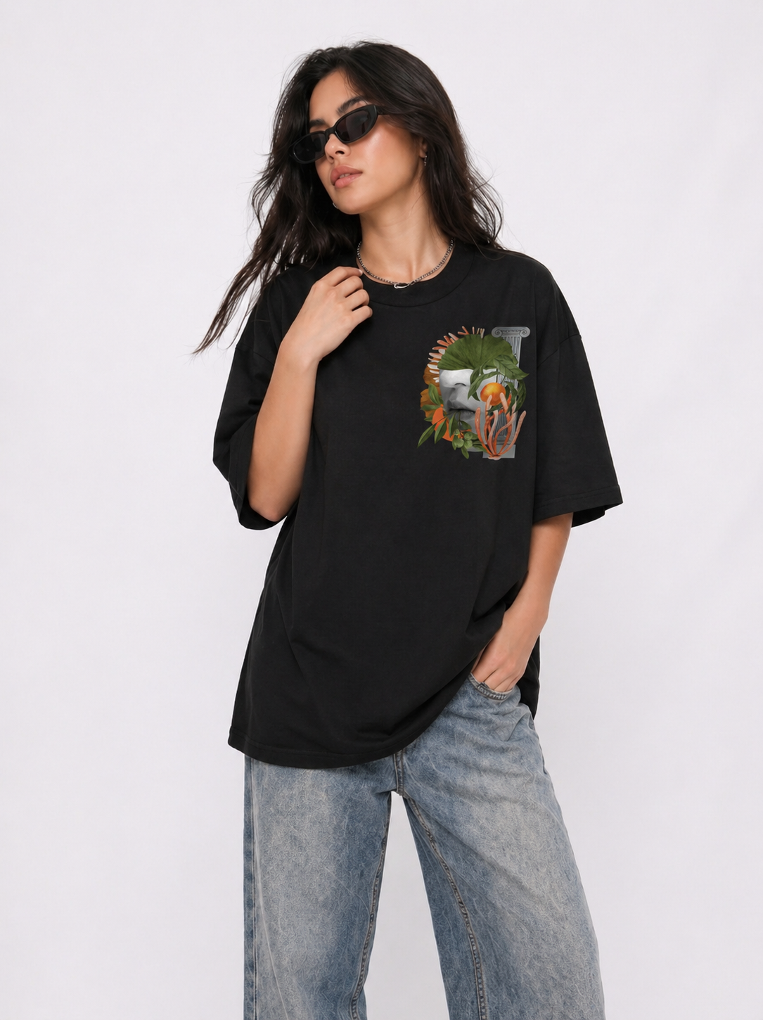 Cool Bee Neo-Classical Bloom Tee Black for Women - Black Oversized Graphic Tee Streetwear India