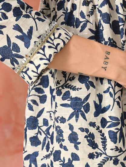 Emerald Radiance: Floral Vine Kurta Set