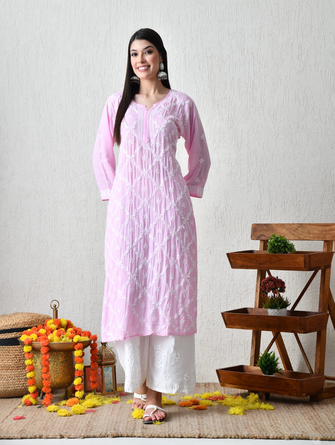 Blush Pink Diamond-Pattern Chikankari Kurta Set