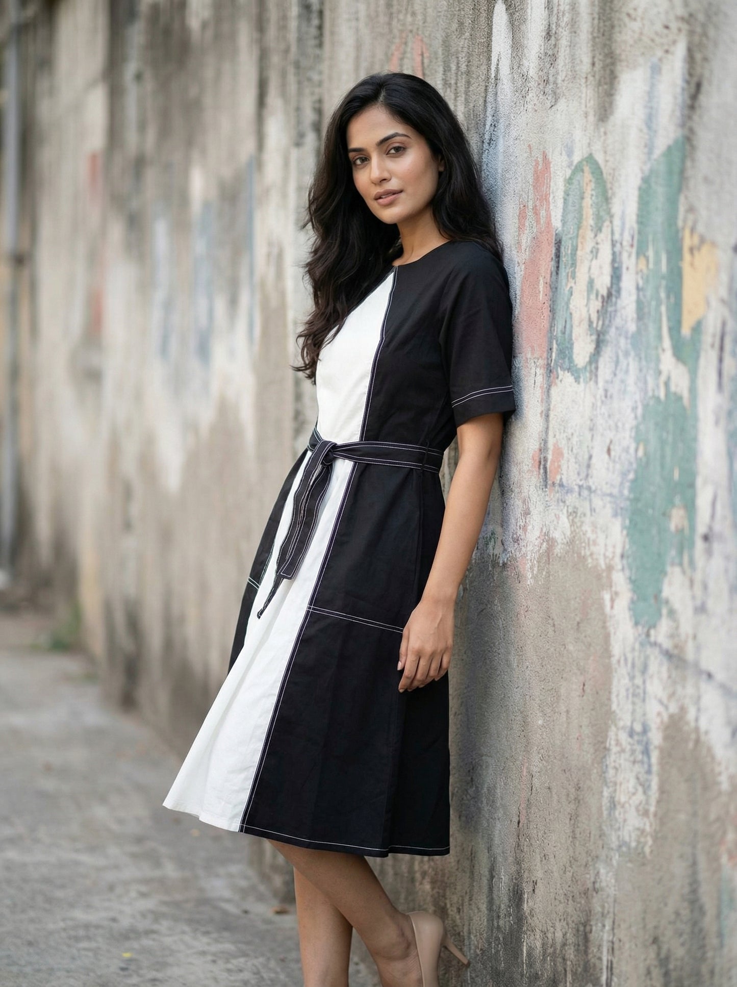 Monochrome Contrast-Panel Midi Dress Light Grey-White | Cool Bee