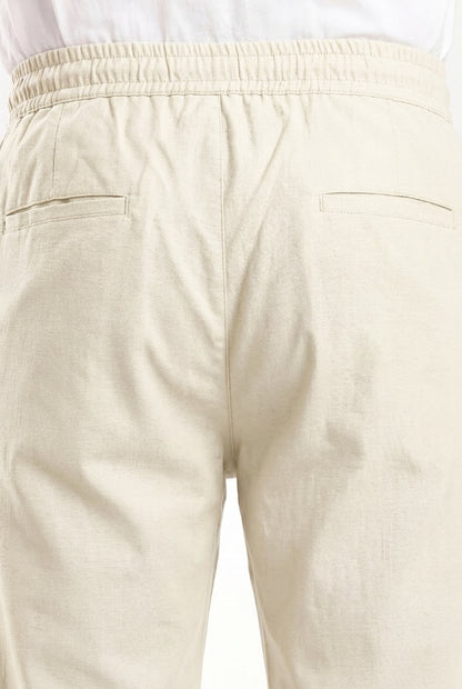 Cool Bee Linen Travel Pants Off White for Men - Off White Linen Travel Pants Lightweight India - Lifestyle View