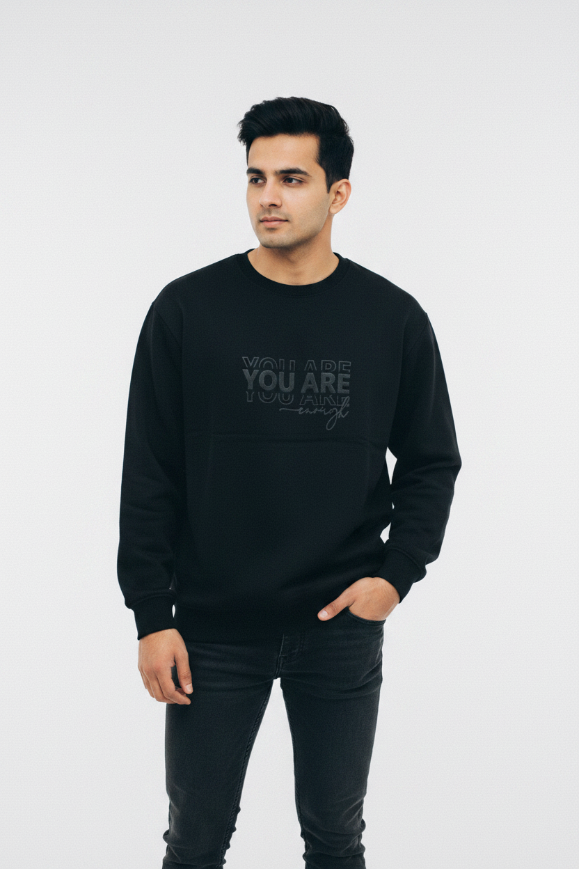 One hand pocket streetwear