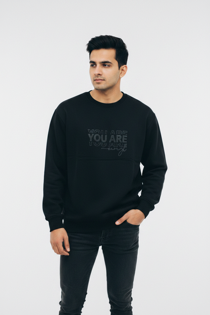 One hand pocket streetwear