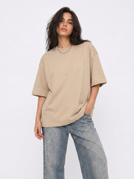 Play game Tee Beige