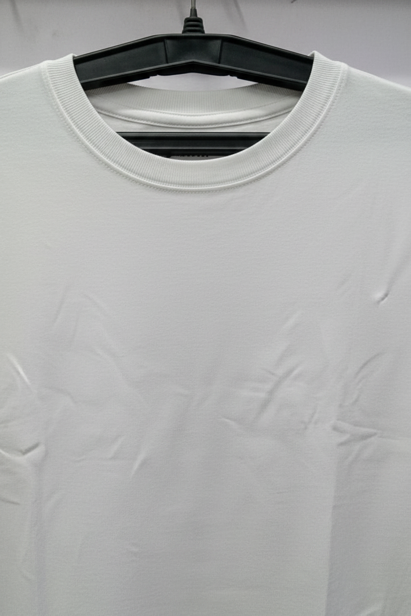 White fabric & neckline macro